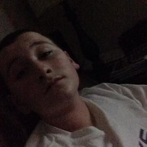 Meet your Posher, Devin